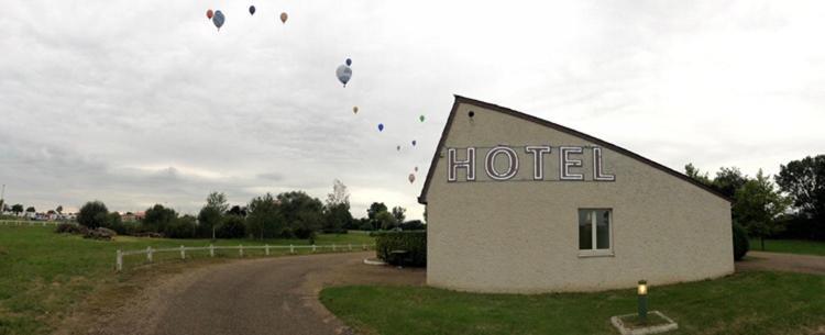 Le Charollais Motel Restaurant Contact-Hotel Vitry-en-Charollais Eksteriør billede